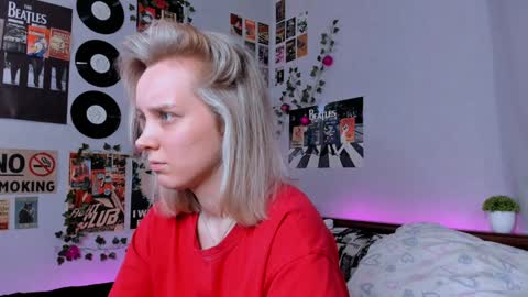 Snapshot of darleneferran chatting on 01-16-25, 08:25 lina online show from 01-16-25, 08:25