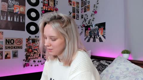 Snapshot of darleneferran chatting on 01-21-25, 11:34 lina online show from 01-21-25, 11:34