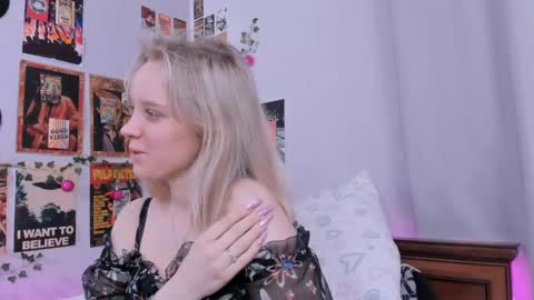 Snapshot of darleneferran chatting on 02-20-25, 08:36 lina online show from 02-20-25, 08:36