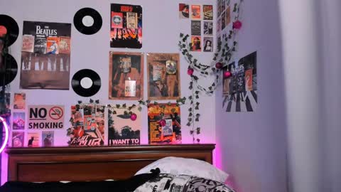 Snapshot of darleneferran chatting on 03-07-25, 02:46 lina online show from 03-07-25, 02:46