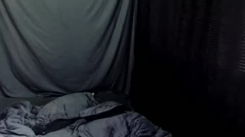 darling_and_dante online show from 01-02-25, 03:29