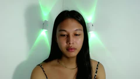 Snapshot of darling_sweetheartxx chatting on 01-11-26, 02:00 YOUR ATHENA online show from 01-11-26, 02:00