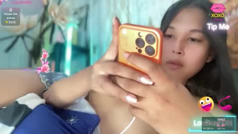 Snapshot of darling_sweetheartxx chatting on 05-20-26, 02:45 YOUR ATHENA online show from 05-20-26, 02:45