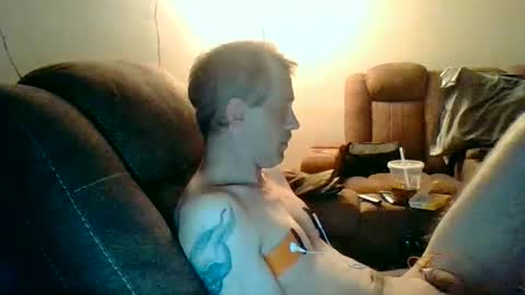 Snapshot of darlingfiance chatting on 07-21-26, 02:03 darlingfiance online show from 07-21-26, 02:03