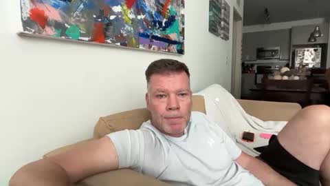Snapshot of dartanha007 chatting on 04-25-26, 07:33 dartanha007 online show from 04-25-26, 07:33