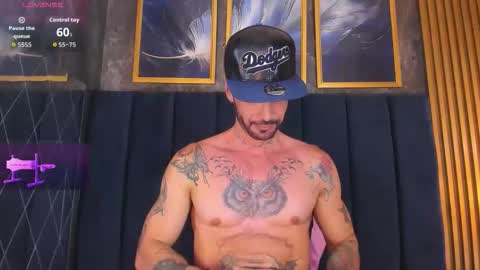 darwin_horny2 online show from 05-06-26, 09:42