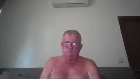 darwincock online show from 05-10-26, 01:55