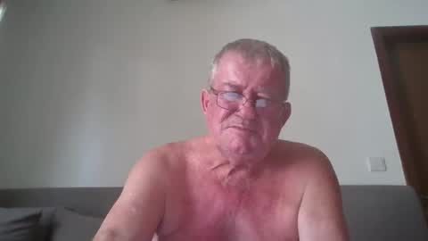 darwincock online show from 05-18-26, 04:07