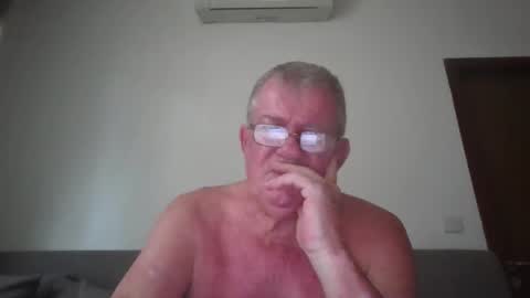 darwincock online show from 05-22-26, 01:13