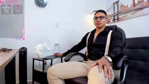 Dash online show from 10-13-25, 11:32