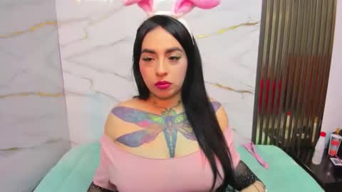 Snapshot of dashamiller_ chatting on 11-27-25, 12:40 dashamiller_ online show from 11-27-25, 12:40