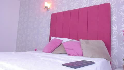 Snapshot of dashanovikov chatting on 01-29-25, 05:45 Dasha online show from 01-29-25, 05:45