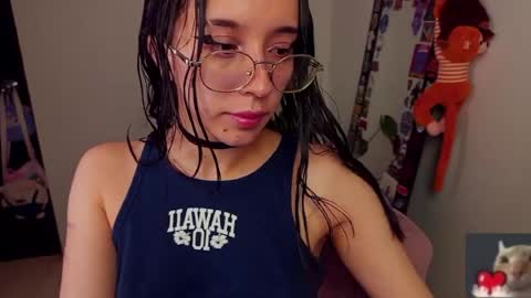 Snapshot of daturastramonium_ chatting on 06-01-26, 05:53 Marie Anne online show from 06-01-26, 05:53