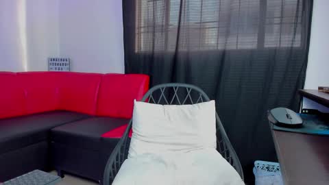 angel online show from 09-21-25, 09:49