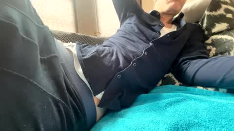 Snapshot of dave76b chatting on 12-27-24, 11:17 dave76b online show from 12-27-24, 11:17