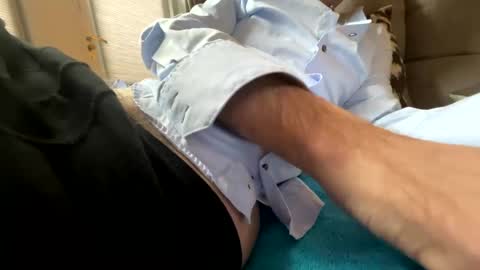 Snapshot of dave76b chatting on 02-05-25, 01:54 dave76b online show from 02-05-25, 01:54