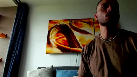 Snapshot of dave_max93 chatting on 04-19-26, 06:10 DAVE MAX online show from 04-19-26, 06:10