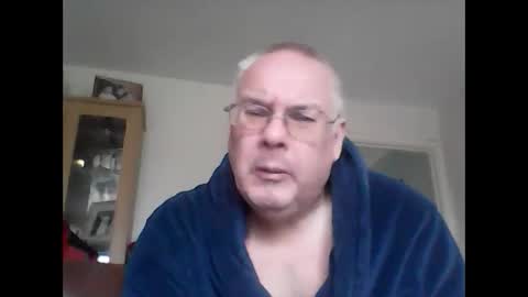Snapshot of daveandp chatting on 01-28-25, 11:17 Dave online show from 01-28-25, 11:17