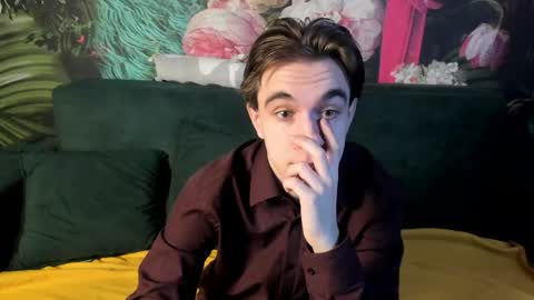 Snapshot of davebevy chatting on 04-13-26, 05:24 Dave online show from 04-13-26, 05:24