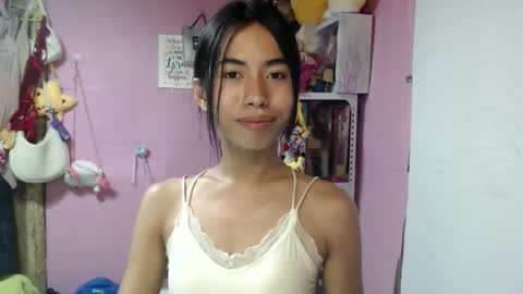 Snapshot of daveboyyy chatting on 05-23-26, 06:45 Scarlet thesexiest online show from 05-23-26, 06:45