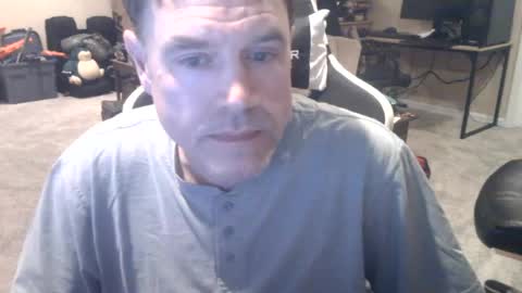 Snapshot of daved14u chatting on 07-19-26, 06:39 daved14u online show from 07-19-26, 06:39