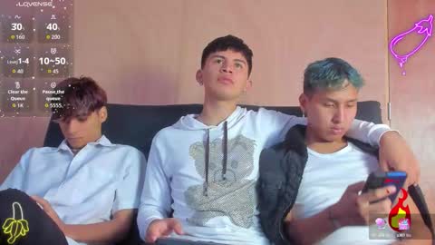 daveel_hot online show from 10-17-25, 01:35