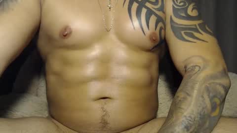 Snapshot of davemax6082 chatting on 01-09-25, 06:57 Davemax online show from 01-09-25, 06:57