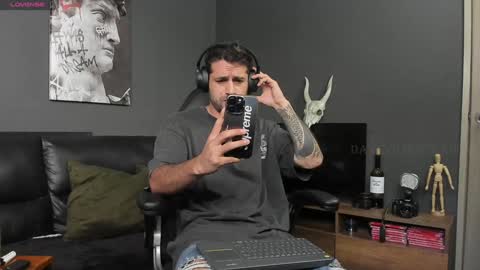 Daves online show from 12-06-24, 01:22