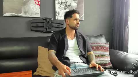 Daves online show from 11-02-25, 02:52