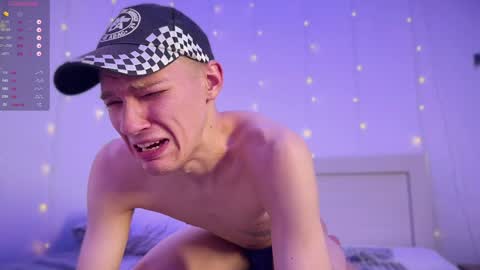 Snapshot of davey_ebash chatting on 12-05-24, 07:38 Davey online show from 12-05-24, 07:38