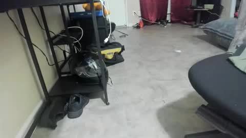 Snapshot of david089613 chatting on 11-25-25, 01:49 david089613 online show from 11-25-25, 01:49