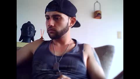 Snapshot of david23vergota chatting on 10-20-25, 02:17 david23vergota online show from 10-20-25, 02:17