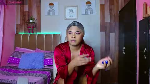 Snapshot of david778302 chatting on 02-18-26, 10:33 Noha online show from 02-18-26, 10:33