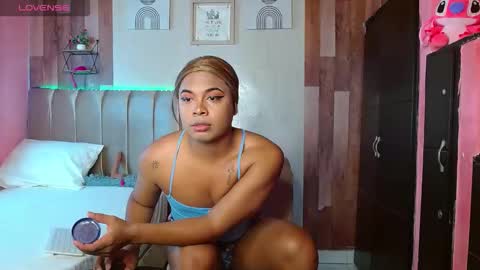 Snapshot of david778302 chatting on 02-21-26, 08:32 Noha online show from 02-21-26, 08:32