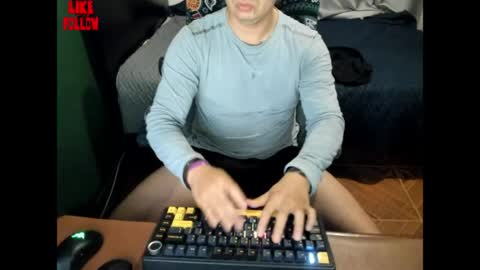 Snapshot of david_2789 chatting on 05-02-26, 12:04 David online show from 05-02-26, 12:04