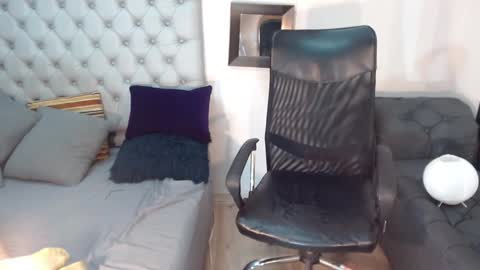 david_bandercock online show from 12-20-24, 04:46