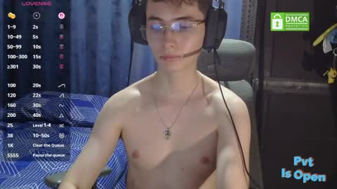 ProgrammerBoy online show from 06-04-26, 01:33