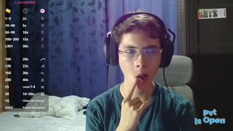 ProgrammerBoy online show from 06-28-26, 01:22