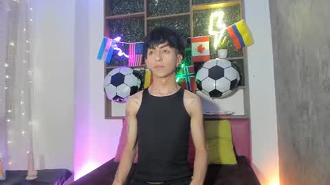 Snapshot of david_drose chatting on 07-07-26, 03:31 Dominik online show from 07-07-26, 03:31