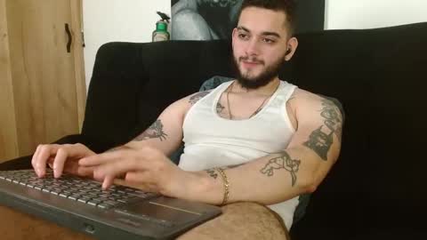 Twitter davidsanctum online show from 11-17-25, 10:15