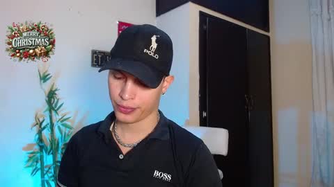 Snapshot of david_neill chatting on 12-26-24, 06:54 David Neill online show from 12-26-24, 06:54