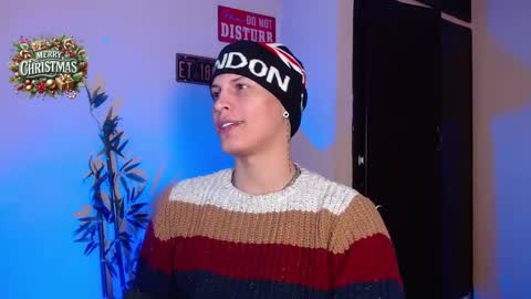 Snapshot of david_neill chatting on 12-27-24, 03:26 David Neill online show from 12-27-24, 03:26