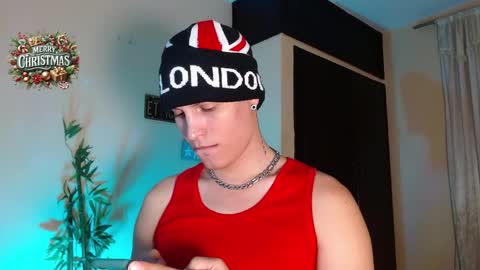 Snapshot of david_neill chatting on 12-27-24, 06:31 David Neill online show from 12-27-24, 06:31