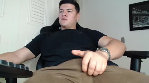 Snapshot of david_smit_ chatting on 12-11-24, 06:04 david smit online show from 12-11-24, 06:04