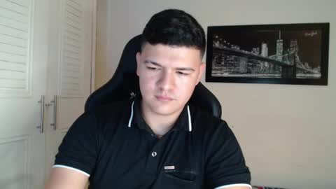 Snapshot of david_smit_ chatting on 12-13-24, 04:22 david smit online show from 12-13-24, 04:22