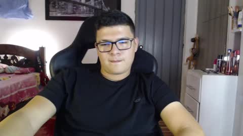 Snapshot of david_smit_ chatting on 02-21-25, 08:49 david smit online show from 02-21-25, 08:49