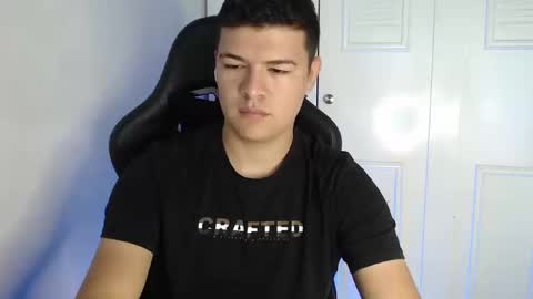 Snapshot of david_smit_ chatting on 09-12-25, 04:40 david smit online show from 09-12-25, 04:40