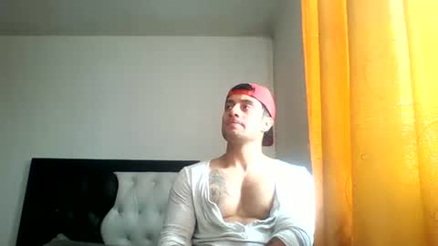 Snapshot of davidcr89 chatting on 02-23-25, 08:33 davidcr89 online show from 02-23-25, 08:33