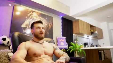 Snapshot of davidd_blake chatting on 10-28-25, 04:27 David Blakee online show from 10-28-25, 04:27