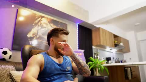 Snapshot of davidd_blake chatting on 10-30-25, 05:42 David Blakee online show from 10-30-25, 05:42